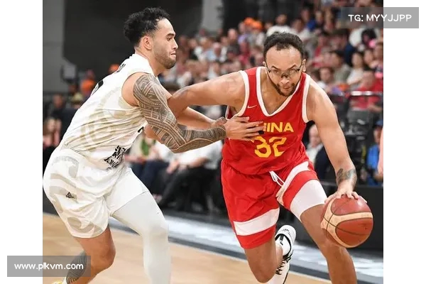 李凯尔三投三中轻松击败旧主贡献7分3板3助2断正负值+24 李凯尔三投三中轻松击败旧主贡献7分3板3助2断正负值+24